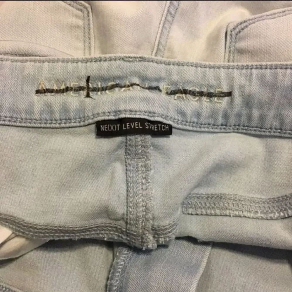 American Eagle Hi-rise Blue Acid Wash Jeans Size 20